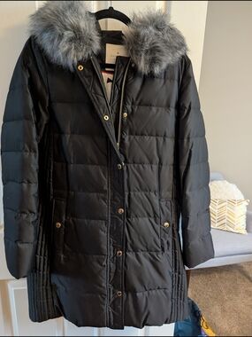 kate spade Black Quilted Puffer Coat with Gray Faux Fur Hood Trim